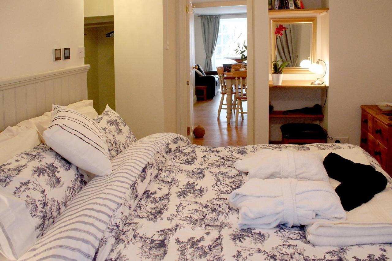 Beautiful Seaside One Bedroom Apartment Шалдън Екстериор снимка